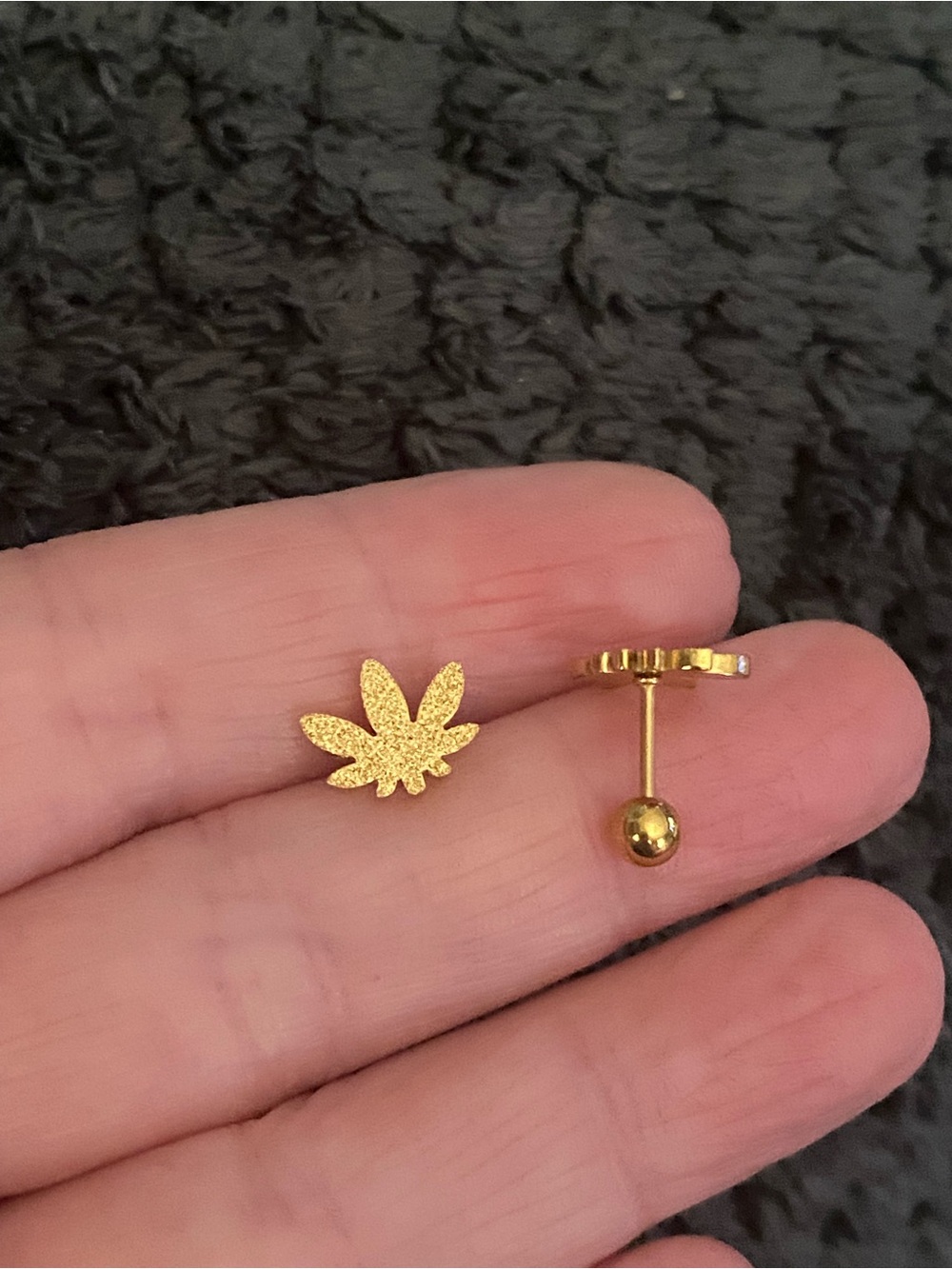 Gold Leaf Stud Earrings - Women's Gold-Plated Leaf Earrings